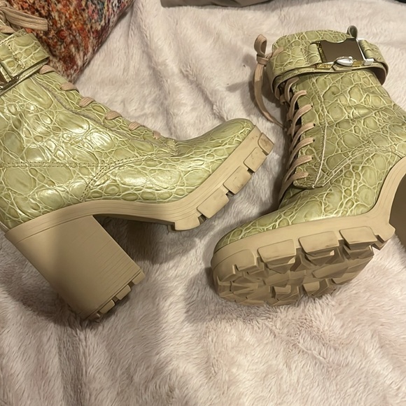 SCHUTZ SZ 10 Cream ROSLYN Laceup Platform Boots Booties.super comfy! - Picture 12 of 15